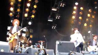 The Kooks - Intro & Always Where I Need To Be @ Pinkpop (June 1, 2009) (1)