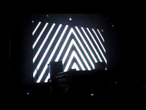 Gareth Emery at the Northern Lights Concert in Leeds 08-10-2010 (Intro)