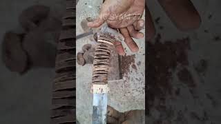 Download lagu CARA MEMBUAT GAGANG GOLOK DARI BATOK KELAPA mp3