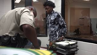 CAUGHT VAPING AT SCHOOL ! | SHORT FILM