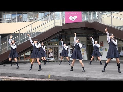 4K high-kick in your uniform idol style uniform costume is good!