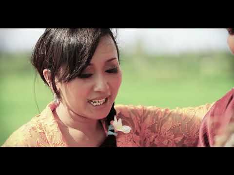 KTP PALSU Ayu Wiryastuti