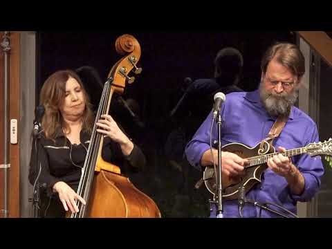 Missy Raines Band w Matt Flinner "Whiskerhead Goes To Leningrad" 2/7/20 S Pomfret, VT