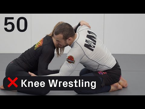 Knee Fighting (Don't do this) thumbnail