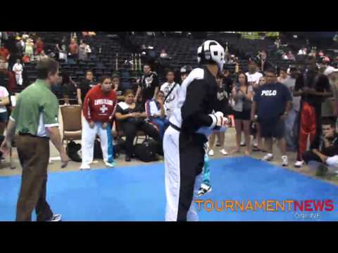 Unknown vs Tico Vilda at Gator Nationals 2011