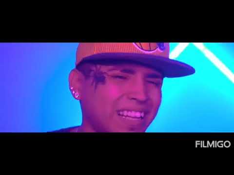 Santa Fe Klan ft Chikis RA