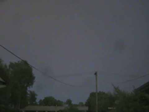 Awesome lightning strike! Townsville 14-12-2008.mpg