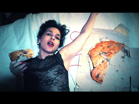 Julia Palombe "Amour Amour" (clip)