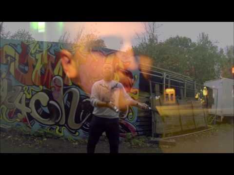 Žonglovacia spomienka na Villu Friekens. /DYMER SUROVEC - 1HP/