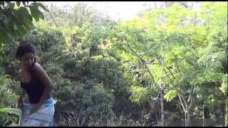 Calle 13 cuando mis pies besan el piso (FADP)