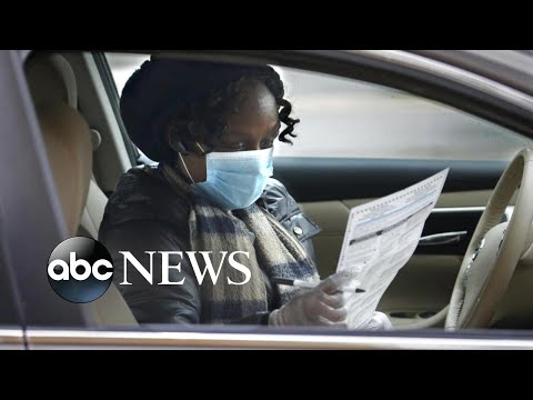 有色人種社區的COVID-19病例比例驚人。 (Communities of color see alarming rates of COVID-19 cases)