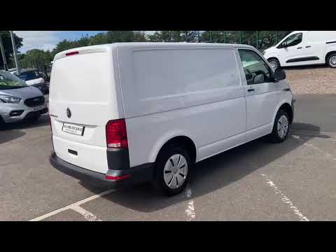 2022 Volkswagen TransporterT30 SWB with Tail Gate - Image 2