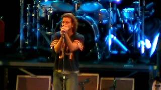 Pearl Jam - Glorified G (Newark &#39;10) HD