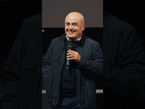 Il vero tifoso, con le lacrime agli occhi! #PaoloCevoli #Inter #Tifosi @inter