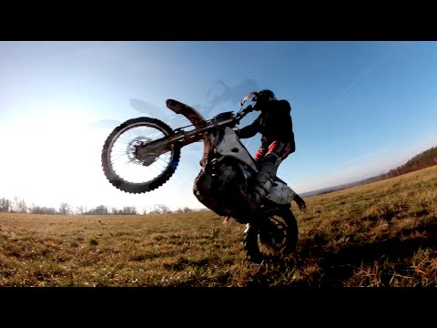 Divokej Bill - Koně (official underground video)