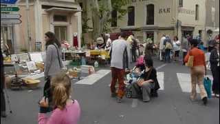 preview picture of video 'Antiques Fair  - May in Pezenas the Golden Heart of the Real South of France - Languedoc'