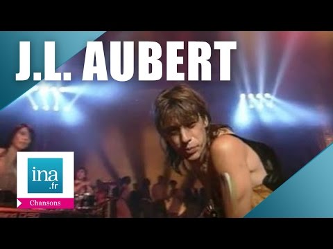 Jean-Louis Aubert "Locataire" (live officiel) | Archive INA
