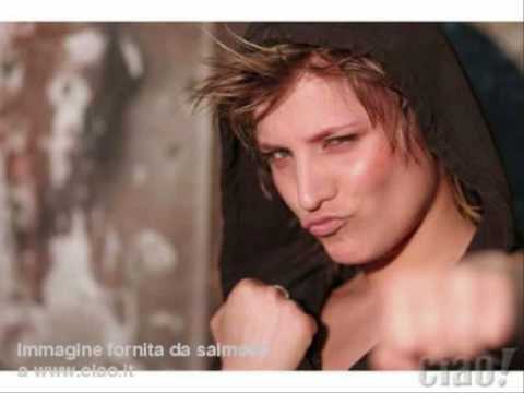 Laura Bono m'innervosisci