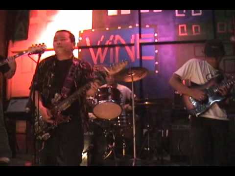 casie villarosa @ the mfc bar - why don't you and i cover