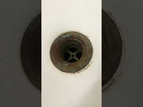 How to remove broken bathtub drain #plumbing #diy #tips