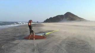 preview picture of video 'windsurf punta chivo, salina cruz oaxaca'