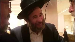 מיכאל שניצלר עם הרבי מניקלסבורג ❤️❤️❤️