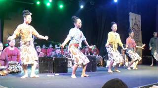 Download lagu Tari Degung Suling Kharisma Dance mp3