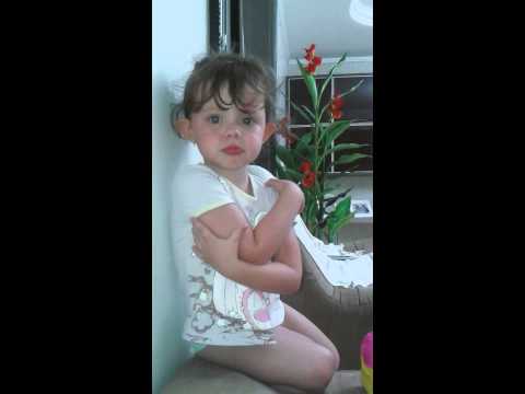 Maria Valentina, a beijoqueira