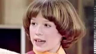 Molly Ringwald Describes How Hollywood Sexual Predators Preyed on Her at 13