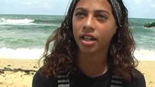 Gazan girls dodge danger and prejudice on high seas