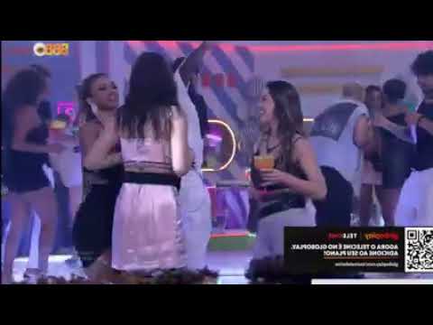 BBB-22 NATÁLIA PEDE BEIJO TRIPLO