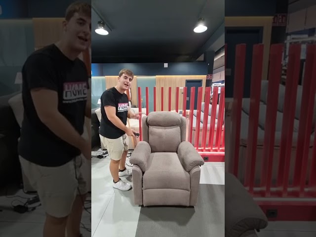 Vídeo relacionado con Yaheetech Sillón de Masaje Silla Relax para Televisión Sofá Individual Butaca con Reposapiés Ajustable para Salón Dormitorio Cine Tejido de Poliéster Negro