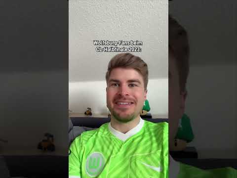 Wolfsburg-Fans als Edin Dzeko gestern getroffen hat 👴🏻 #intermilan #acmilan #championsleague