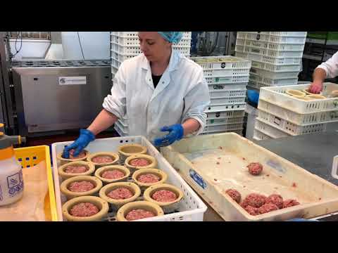 Making Wilsons Christmas Pork Pies