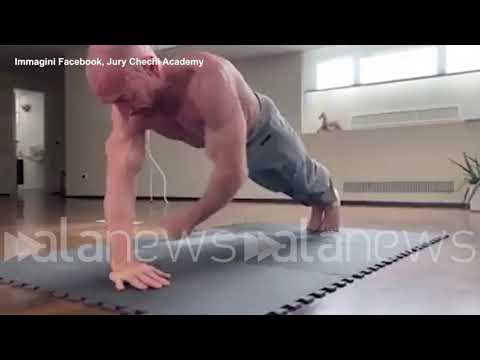 Jury Chechi, il suo allenamento in zona rossa fa impazzire i social