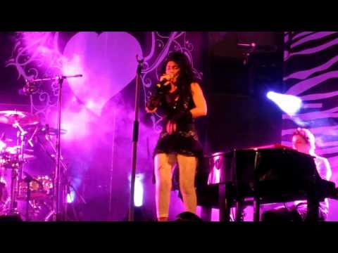 Giusy Ferreri - Una ragione di più (live in Piacenza 14-07-2010) - HD