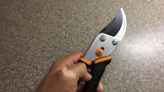 REVIEW: Fiskars Traditional Bypass Pruning Shears