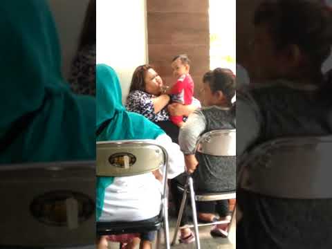 Babang digendong artis