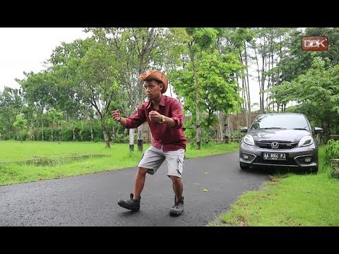 wong-gemblung-sugih-film-pendek-1