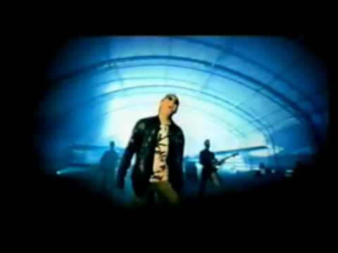 D'lay - Clozin the door