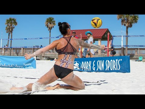 Hogan/Davis Win in Straight Sets vs. Civiero/De Vine in the Women's Beach Volleyball Semifinal