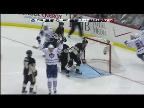 van Riemsdyk Goal - Leafs 3 vs Penguins 1 - Nov 27th 2013 (HD)