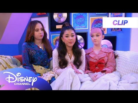 When Electric Bloom Learns Likes and Followers Aren't Everything! 🥺📱 | @disneychannel