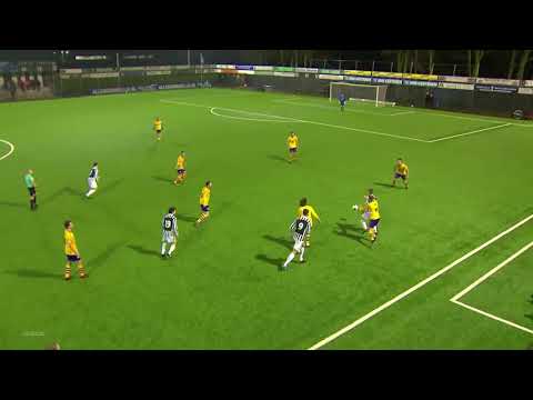 Niels Willems (1998) - Offensive midfielder of Achilles '29