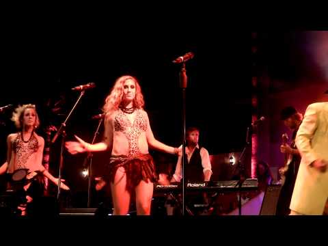 Endicott. Kid Creole and the Coconuts, Nikki Beach Marbella 2011