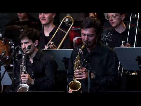 Eye of the tiger (Survivor/Arr.: Cy Payne)