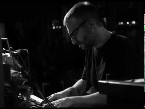 vaghy - Trippinig (Live @ Piano Day Budapest 2018)