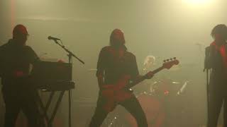 The Moonlandingz perform &#39;IDS&#39; in Leeds