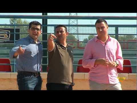 12/09/12 – Obras de la pista de pádel (nº12) en la Ciutat Esportiva Camilo Cano de La Nucía.