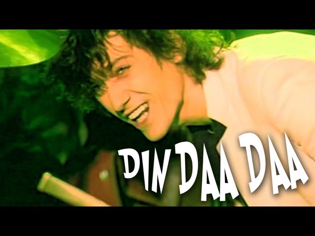 Video zu 'Din Daa Daa' ansehen